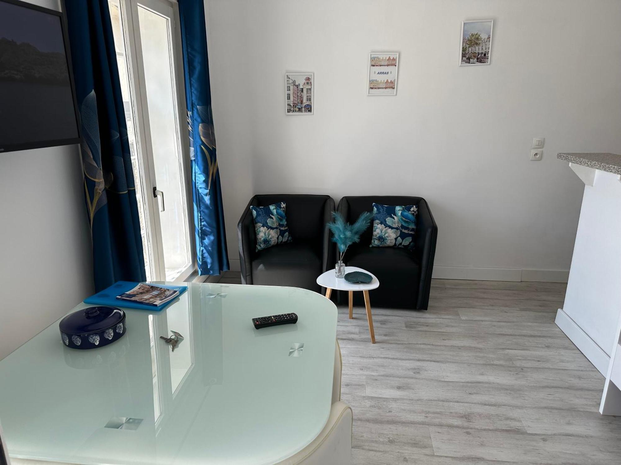 Le Bleu Arrageois Daire Arras Dış mekan fotoğraf
